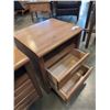 Image 2 : BARONET MAPLE NIGHT STANDS