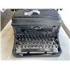 Image 2 : UNDERWOOD TYPEWRITER