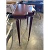 Image 2 : BOMBAY MAHOGNAY HALL TABLE, VERY GOOD CONDITION