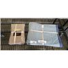 Image 1 : QUEEN SIZE DUVET COVER SET AND 4 PILLOW SHAMS