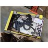 Image 2 : 2 BOXES OF HOME DECOR