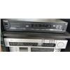 Image 2 : AKAI STEREO IN CABINET WITH 4 SPEAKERS