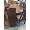 Image 2 : MISSION OAK DINING TABLE WITH 6 CHAIRS