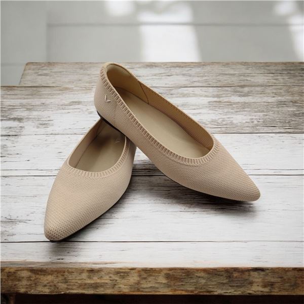 Brand New Beige Women Ballerines Flats Size: 37.5