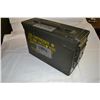 Image 1 : MEDIUM VINTAGE METAL MILITARY AMMO BOX