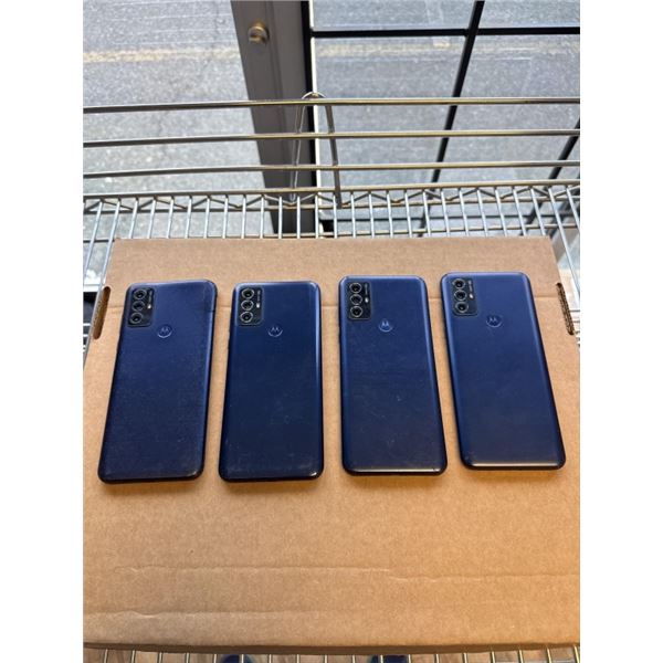 4 MOTOROLA MOTO G PLAY SMARTPHONES