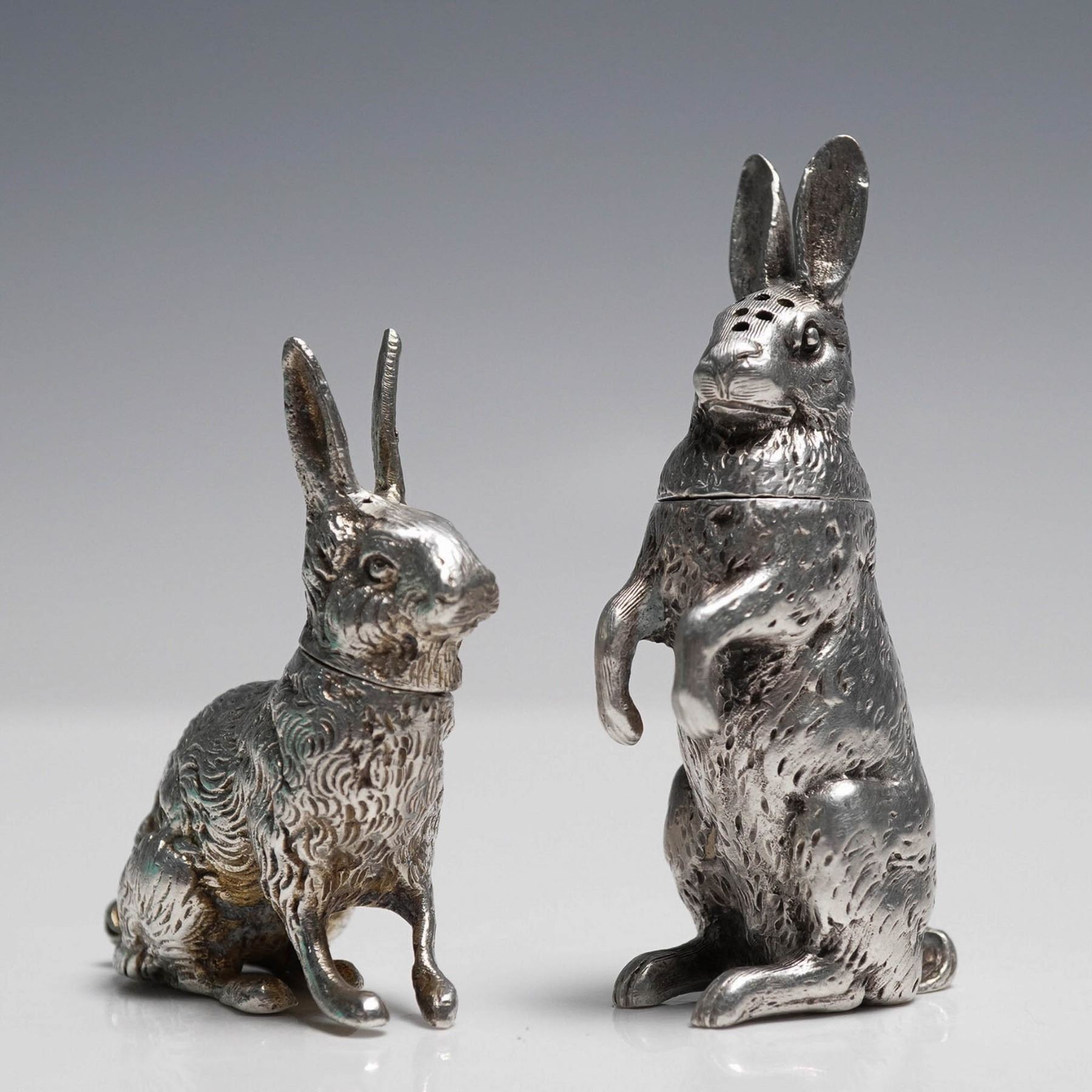 Milver Rabbit 2pc German 800 Silver Rabbit Pepperette and Snuff Box