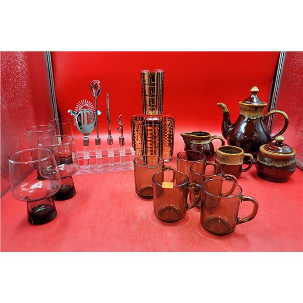 MCM Stoneware Tea Pot, Sugar & Bar Ware