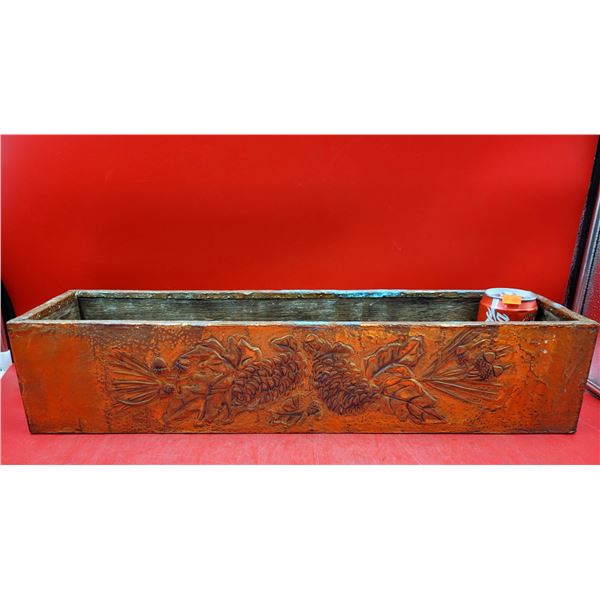 VTG Pounded Copper Lined Planter Box