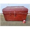 Image 1 : VTG Metal Trunk