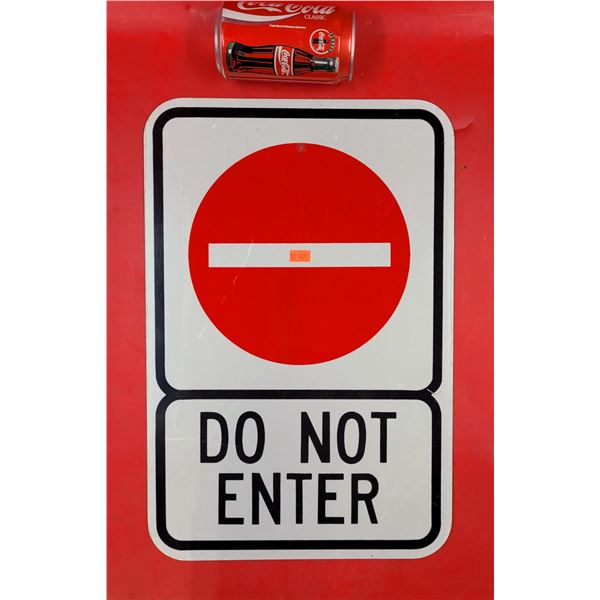 "Do Not Enter" Symbol & Text Aluminum Sign