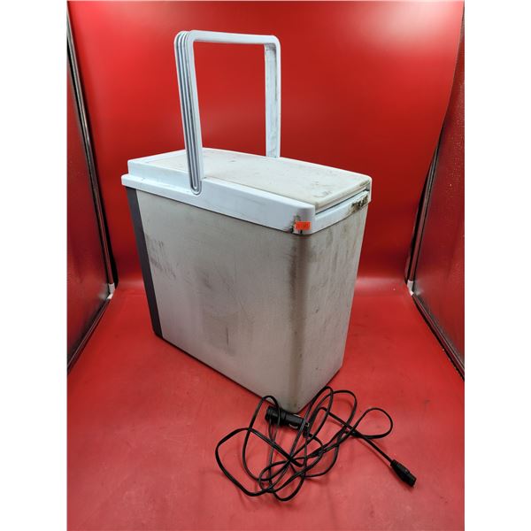 Koolatron Electric Cooler for Car Made in Canada