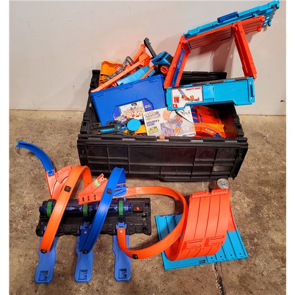 Assorted Hot Wheels Track Lot w/ Loops & Drops