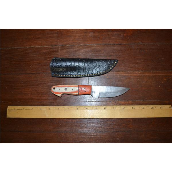 Hand Made Damascus Steel Knife