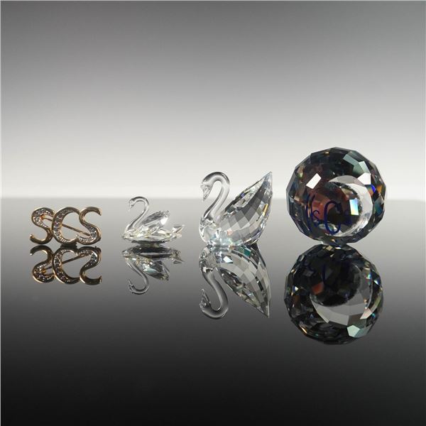 4pc Swarovski SCS Charter Member Set with Swans, Paperweight and Pin
