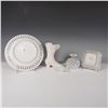Image 2 : 4pc Decorative Porcelain and Glass Vanity Set