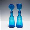 Image 2 : 2pc Blue Glass Decanter Set with Figural Stoppers