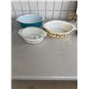 Image 2 : Pyrex baking dishes