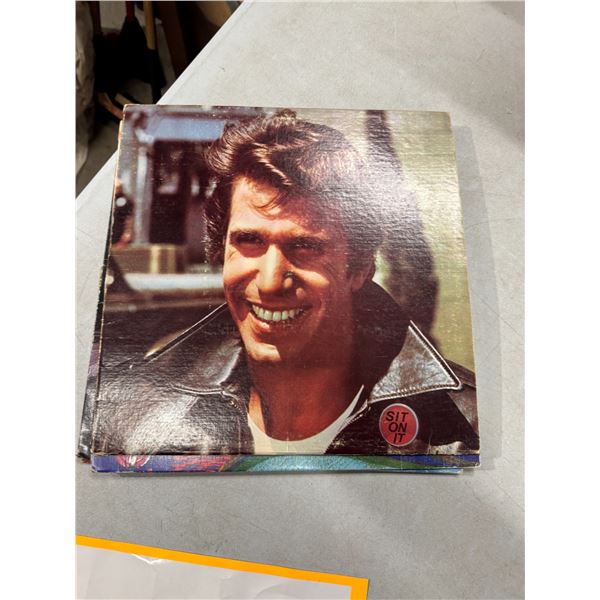 Fonzie favorites sit on it record