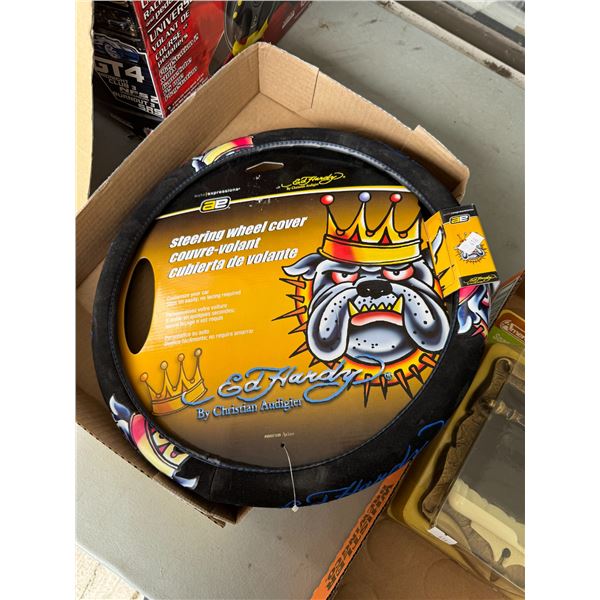 Steering wheel cover