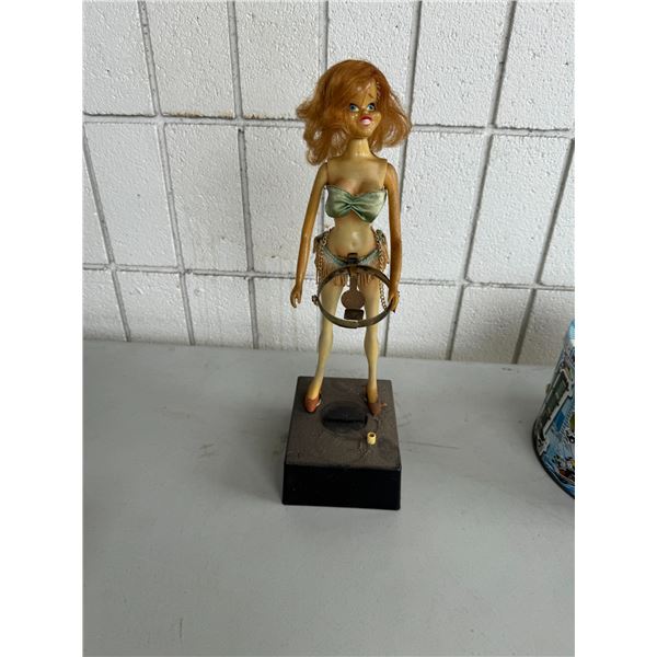 Figurine