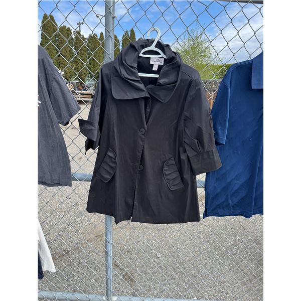 Joseph Ribkoff size 10 shirt