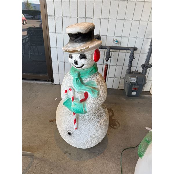 Snowman blow mold hat rim damage see picture