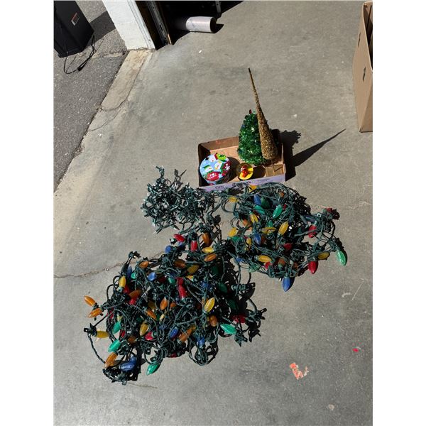 Christmas decor, tested and working