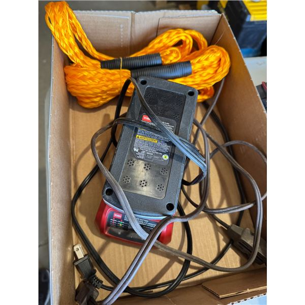 Rope and Toro battery charger and battery