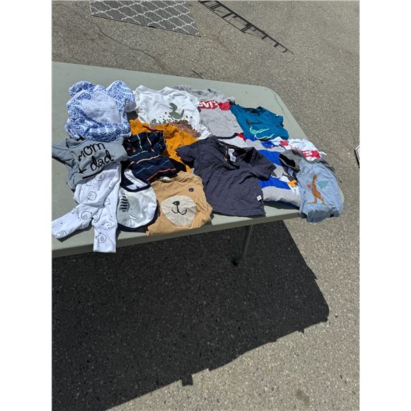 Baby clothing, 9 to 18 months