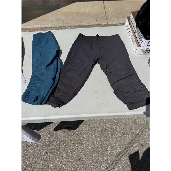 Lulu pants size not shown