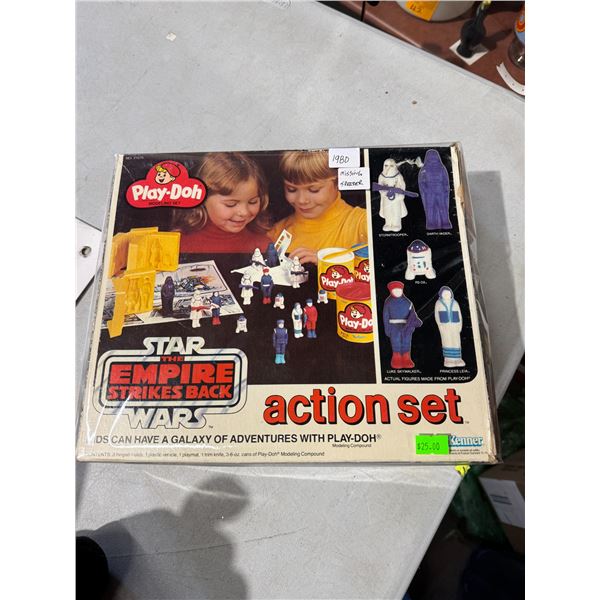 Star Wars action set Play-Doh missing speeder