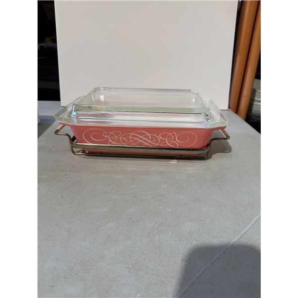 Pyrex dish in stand
