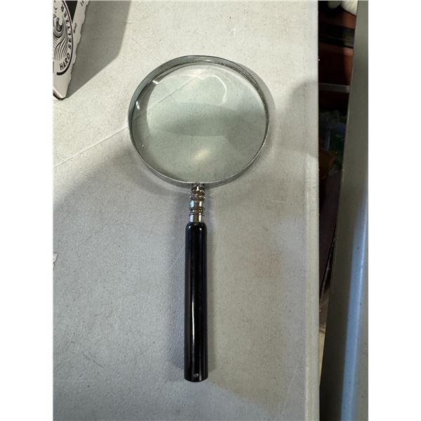 Magnifying glass
