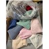 Image 1 : Bag of towels