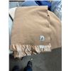 Image 1 : Wool blanket made in Canada
