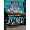 Image 2 : Roger Brothers cutlery in case