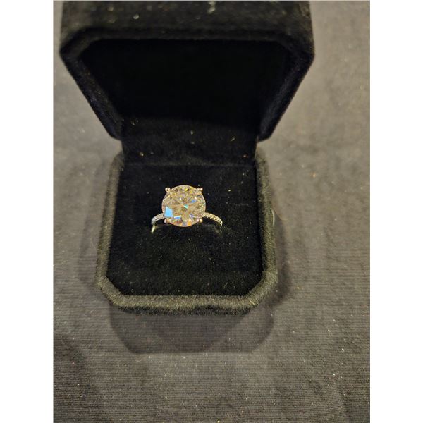 5.00CT GRA certified Moissanite ring size 7- Retail $3,100