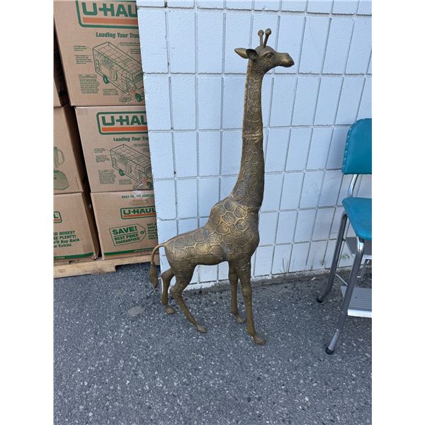 Giraffe 48 inches tall