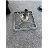 Image 1 : Umbrella stand