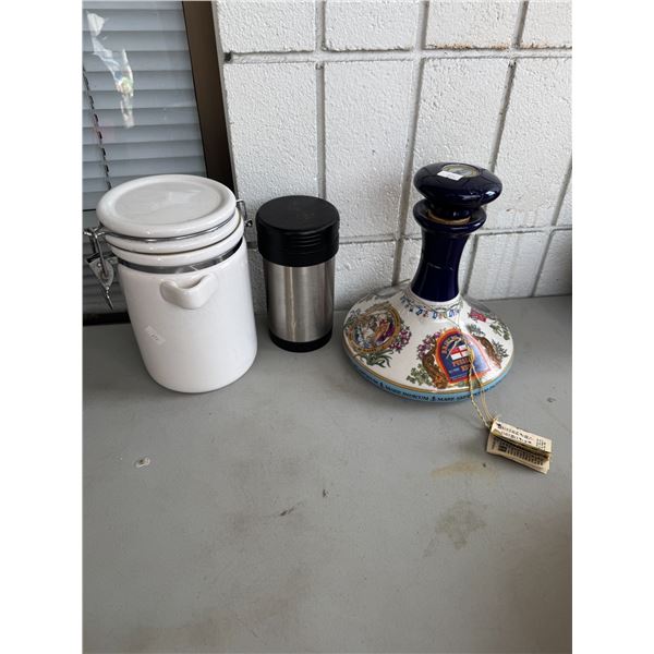 Decanter thermos and canister