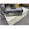 Image 1 : Toolbox