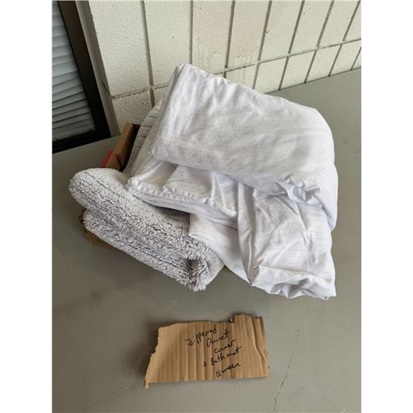 Zippered, duvet, cover, queen and bathmat