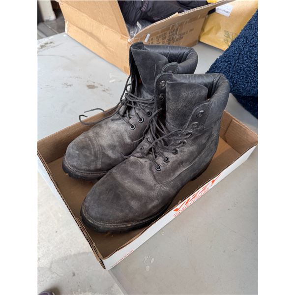 Timberland boots size 9