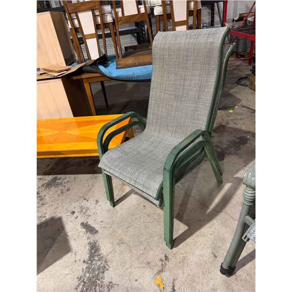 2 stacking patio chairs