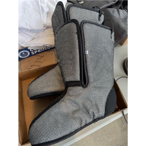 Boot liners