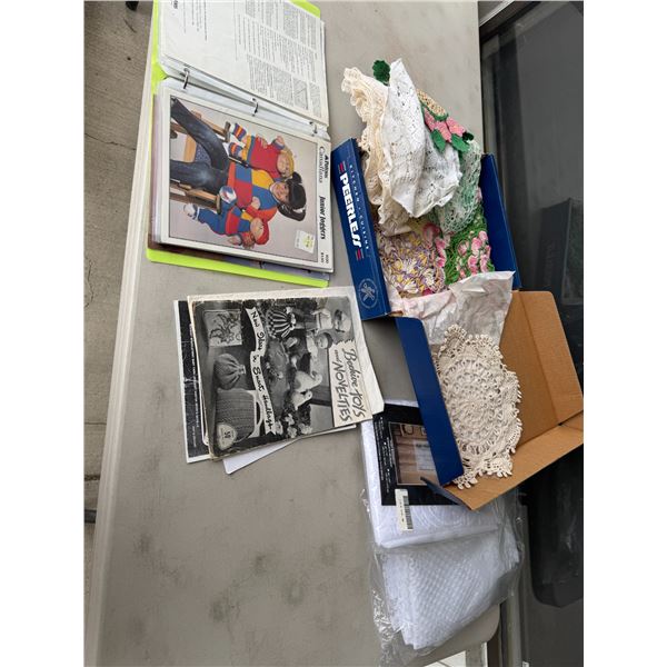 Lace patterns and doilies