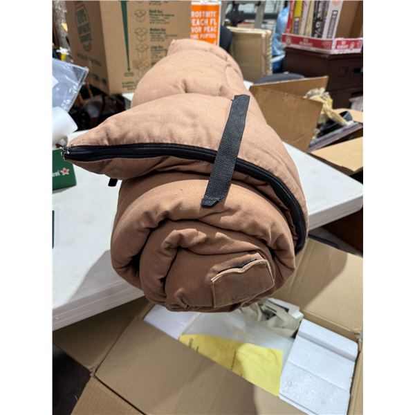 Wood 's sleeping bag