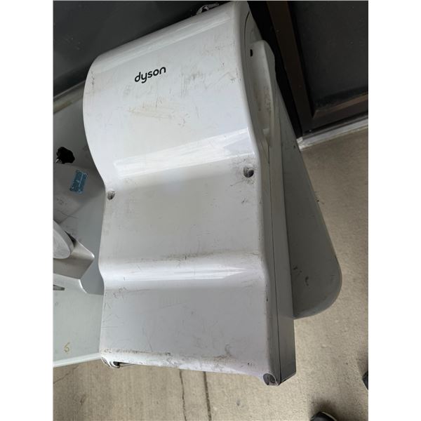 Dyson hand dryer not test