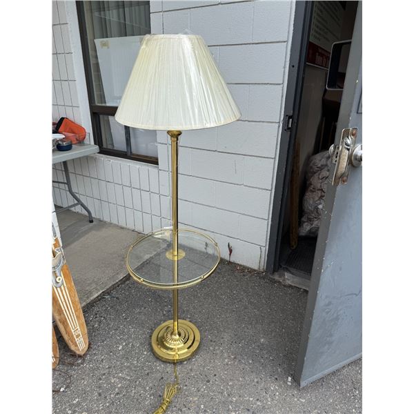 Floor lamp